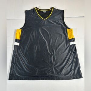Nike basketball Men’s jersey XL